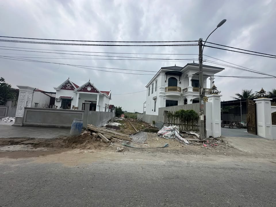 Đất nền Đồ Sơn 82m² giá 2,1 tỷ - Mặt tiền đường Quyết Tiến, giao thông thuận lợi!