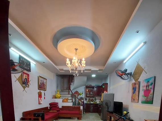 Nhà phố Cầu Giấy 32m² - Sổ đỏ chính chủ, thiết kế hiện đại, giá tốt!