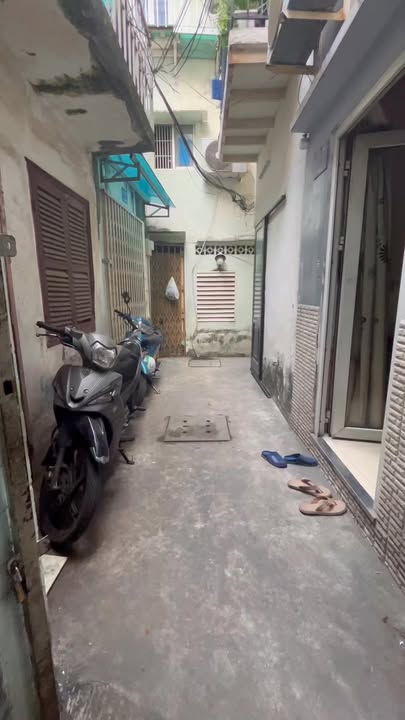 Nhà nguyên căn cho thuê quận Bình Thạnh 120m² giá 7.5 triệu - Tiện nghi đầy đủ