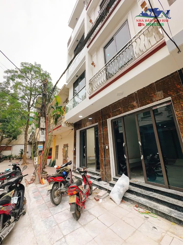 Nhà 4 tầng Bồ Xuyên Thái Bình 33m² giá 3 tỷ - Chìa khóa trao tay, ở ngay!