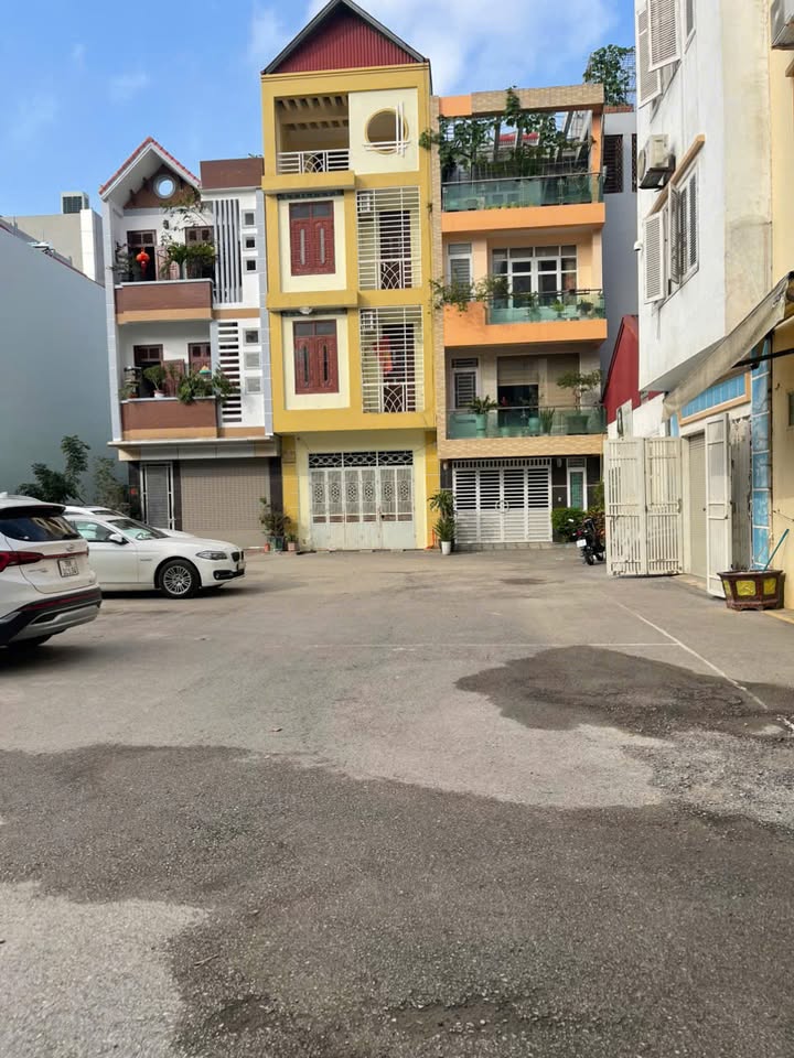 Nhà 3 tầng phường Đông Hương 90m² giá thỏa thuận - Đầu tư sinh lời ngay!