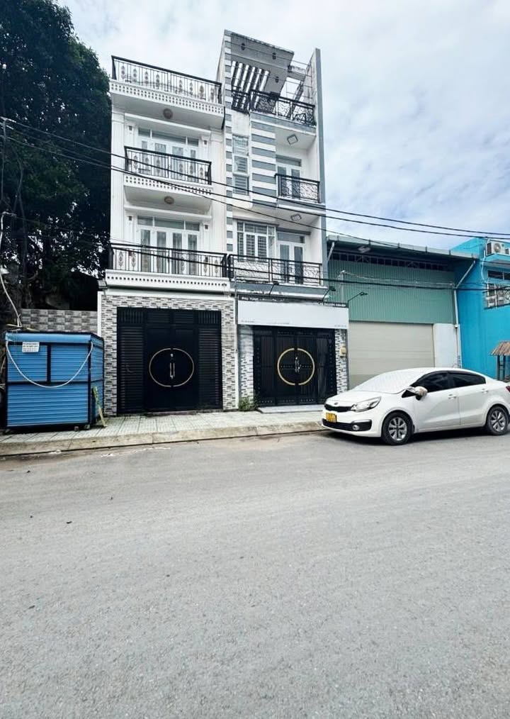 Nhà mặt tiền Võ Văn Kiệt, Bình Tân 72m² giá 8 tỷ - Kinh doanh đa lĩnh vực