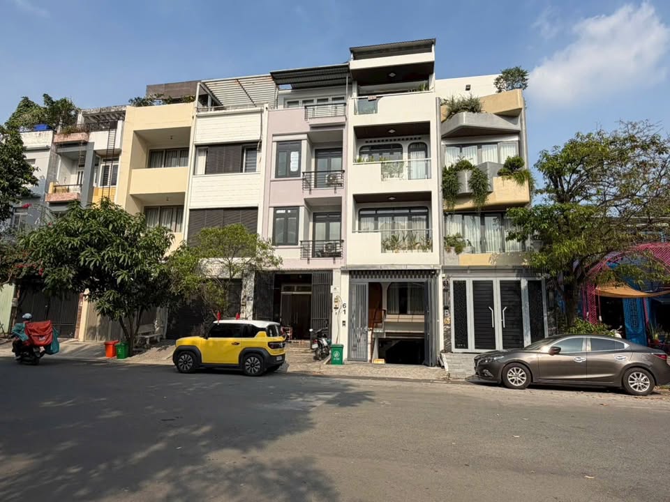 Nhà phố 4 tầng đường Cao Đức Lân, Q2 - Diện tích 80m² giá 19 tỷ - Vị trí đẹp gần công viên!