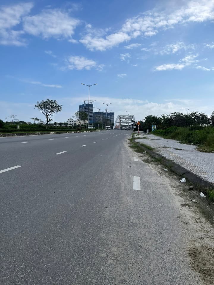 Đất nền Ngũ Hành Sơn Đà Nẵng 240m² giá 8.6 tỷ - Đầu tư sinh lời ngay!