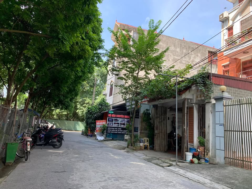 Nhà Phố Sài Đồng, Long Biên 55m² giá 6 tỷ - Phân lô quân đội, ô tô tránh