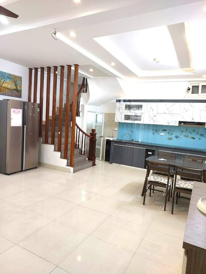 Nhà phố Thạch Bàn 55m² giá 3.85 tỷ - Chính chủ bán gấp!