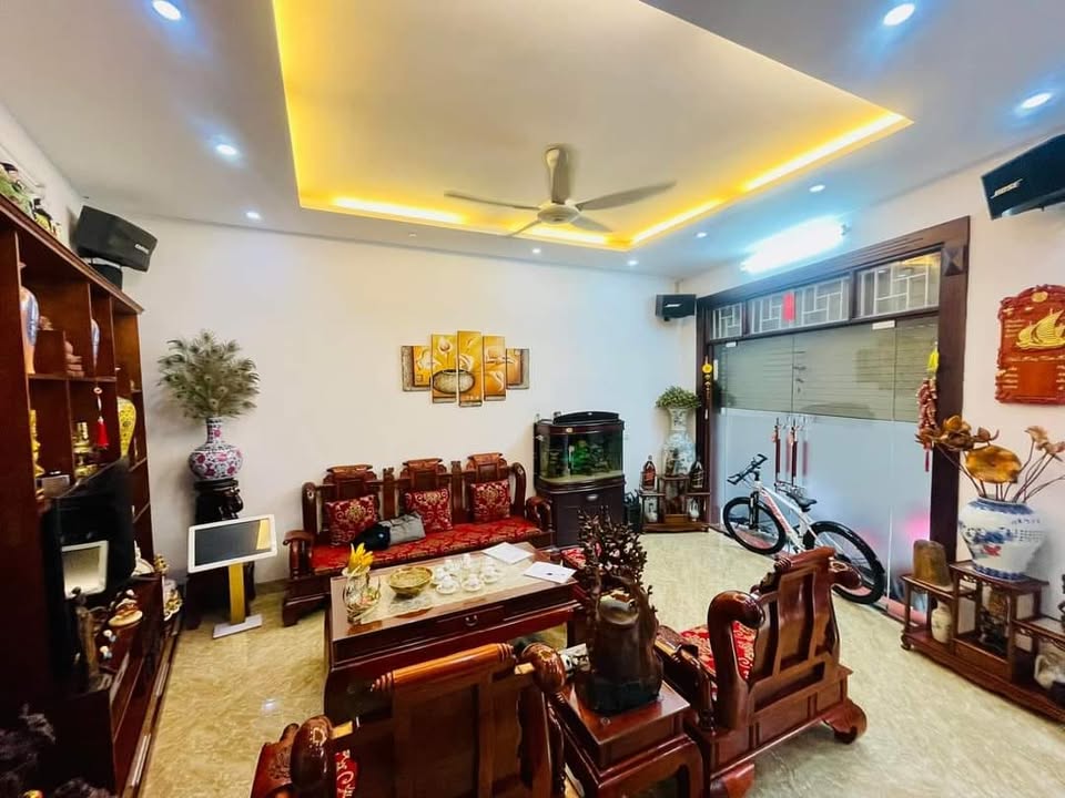 Nhà Phố Yết Kiêu 39m², 4 Tầng, Giá 7.5 Tỷ - Thiết Kế Hiện Đại, Sẵn Sàng Vào Ở!