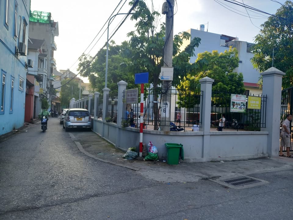 Đất nền phố Tư Đình Long Biên 44m² giá 3 tỷ - Đường ô tô tránh, thông thoáng!