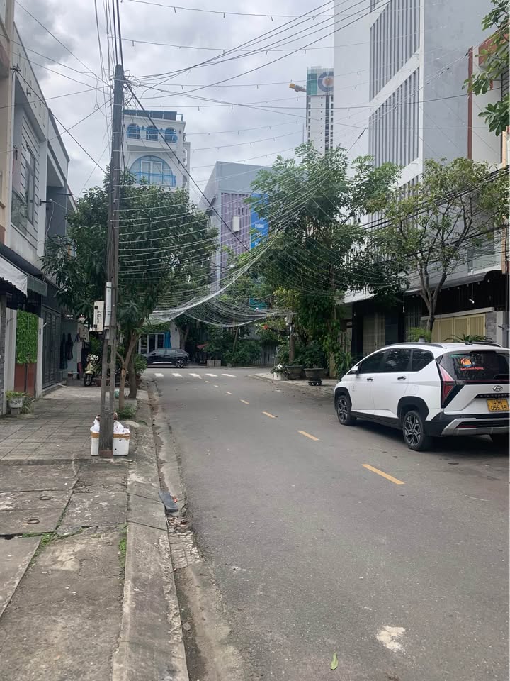 Nhà mặt tiền Trần Tấn Mới, Hải Châu 82m² giá 8 tỷ - Kinh doanh tuyệt vời!