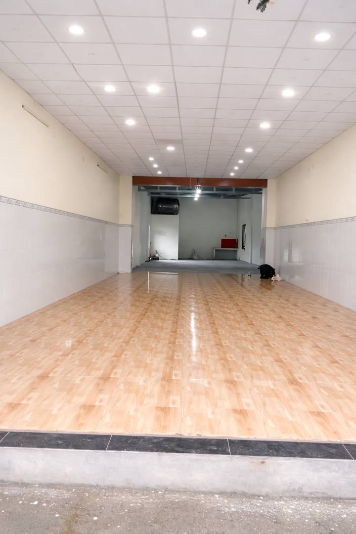 Cho thuê mặt bằng mặt tiền đường Trần Thủ Độ, quận Cẩm Lệ, Đà Nẵng 160m² - Không gian rộng rãi, phù hợp kinh doanh!