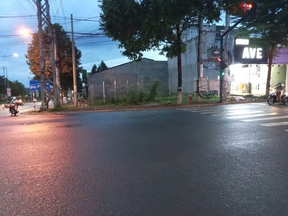 Đất góc 2 mặt tiền Phan Bội Châu Buôn Ma Thuột 276m² giá 22 tỷ - Đầu tư sinh lời tuyệt vời!