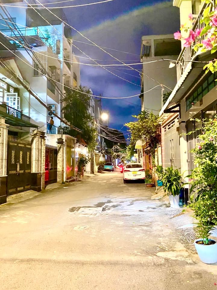 Nhà phố Bình Thạnh 80m² giá 8.88 tỷ - An ninh, yên tĩnh, sổ hồng chính chủ!