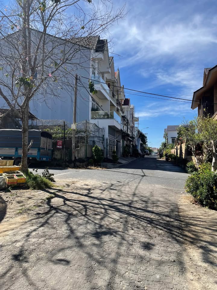 Lô đất liền kề Mê Linh – Đà Lạt 82m² giá 6,5 tỷ - Tiềm năng đầu tư sinh lời!