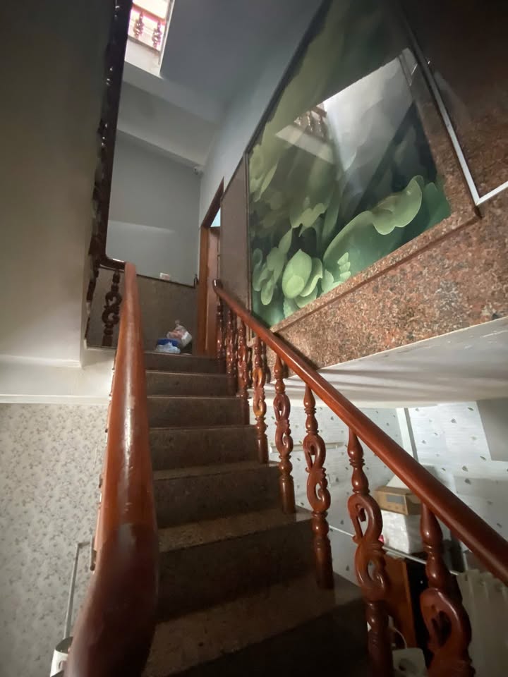 Nhà 2 tầng mặt đường 109, Phước Long B, Quận 9, 68m² giá 8.2 tỷ - Chính chủ bán gấp!