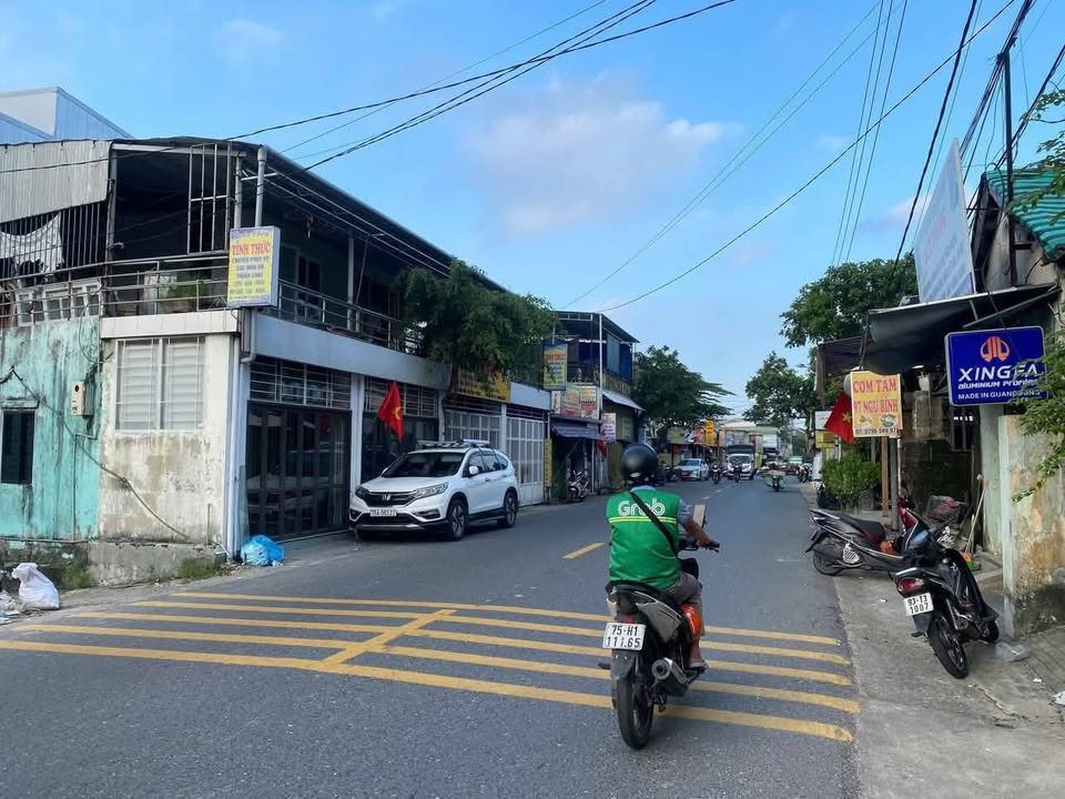 Đất mặt tiền Nguyễn Khoa Chiêm, phường An Cựu, TP Huế 208m² giá 5 tỷ - Vị trí đẹp, đầu tư sinh lời!