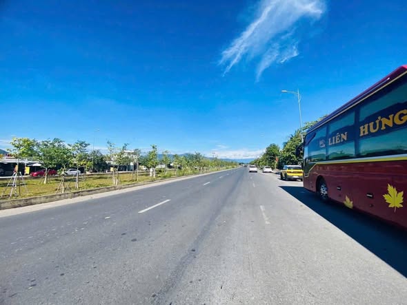 Nhà mặt tiền Võ Nguyên Giáp, Diên Khánh 150m² giá 6.75 tỷ - Vị trí kinh doanh đắc địa!