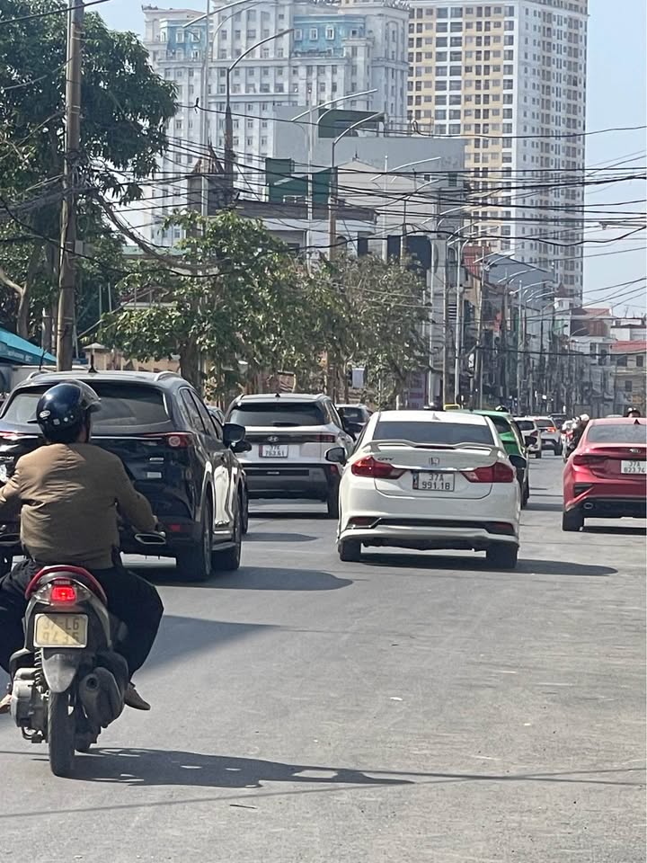 Đất nền góc mặt đường Đinh Công Tráng, Thành Vinh 352m² giá 11.5 tỷ - Kinh doanh thuận lợi ngay trung tâm!