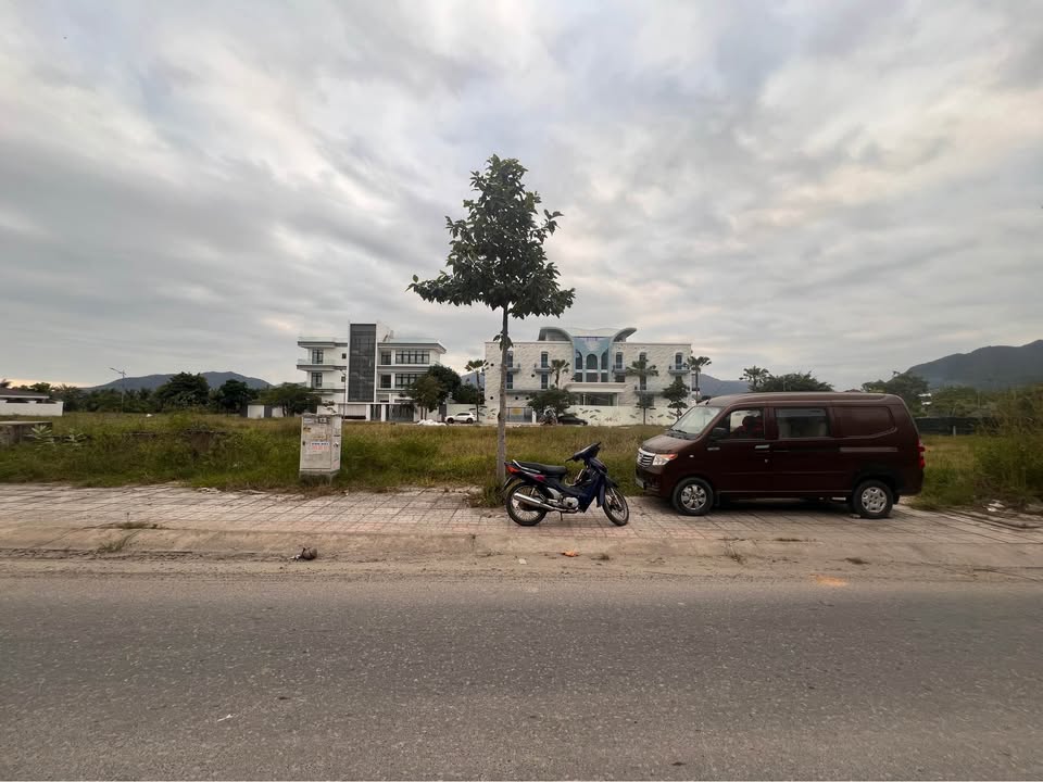 Đất nền KĐT ven sông Tắc Nha Trang 160m² giá 7.76 tỷ - Đầu tư sinh lời hấp dẫn!