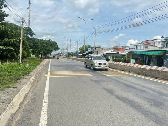Đất thổ cư mặt tiền đường tỉnh 830, xã Long Sơn, 470m² chỉ 2.3 tỷ - Đầu tư sinh lời ngay!