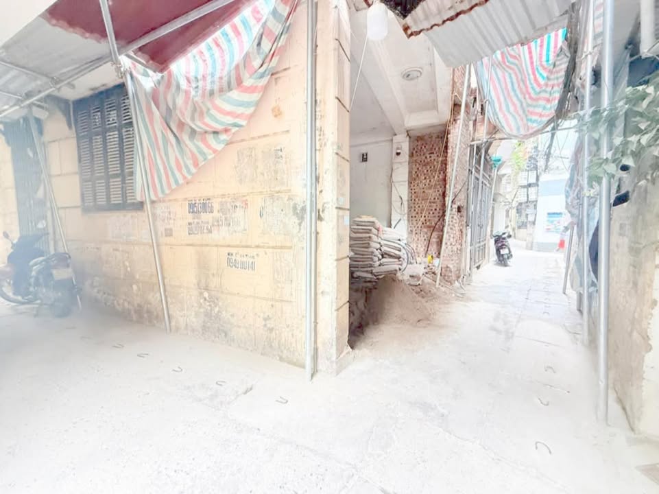 Nhà phố Đội Cấn, Ba Đình 47m² giá 19.5 tỷ - Nhà đẹp thang máy, vị trí đắc địa!