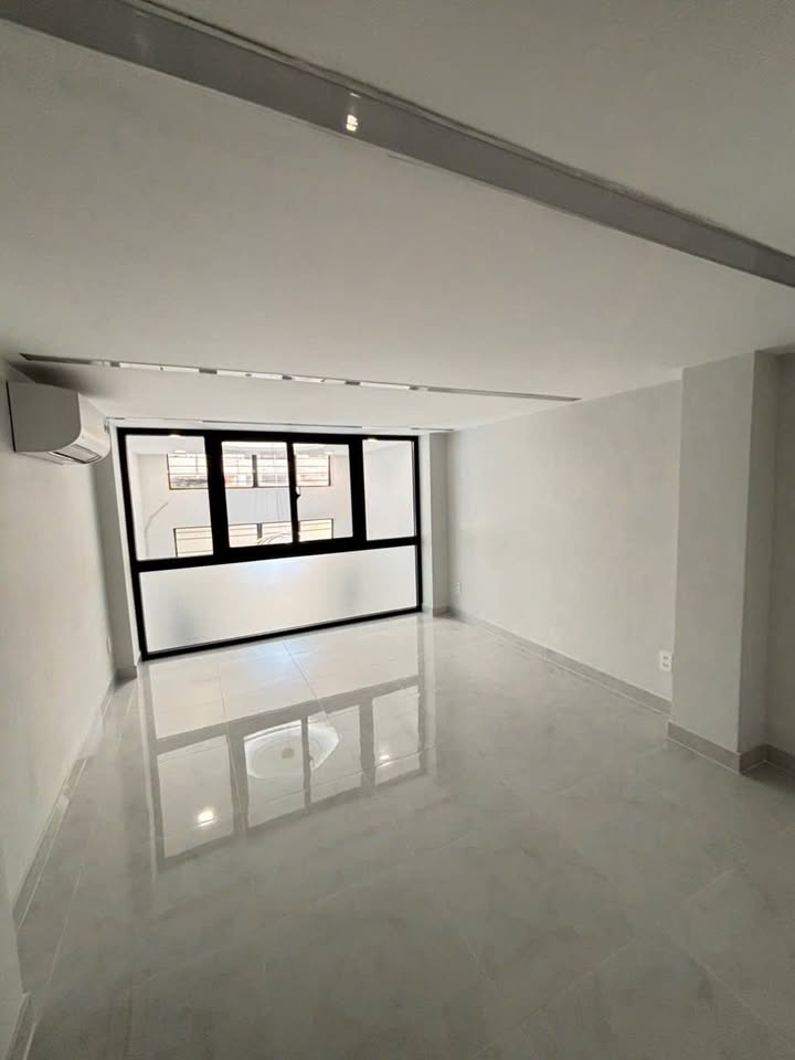 Căn hộ Bùi Viện Quận 1, 111m² giá 11.5 tỷ - Mặt tiền kinh doanh đắc địa!