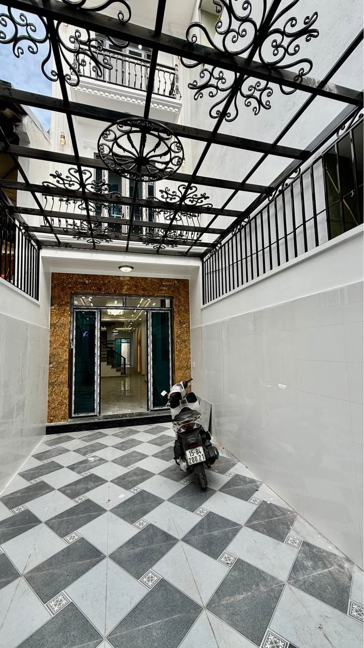 Nhà 3 tầng Hoàng Minh Thảo, Lê Chân 90m² giá 4.45 tỷ - Độc lập, gần trường học!