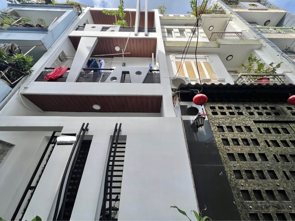 Nhà phố Phan Đình Phùng, Phú Nhuận, 53m² giá 7 tỷ - Hẻm thông thoáng, thuận tiện đi lại!