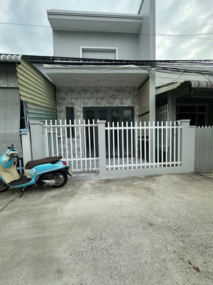 Nhà hẻm ô tô 1328 Nguyễn Trung Trực, An Bình 75m² giá 1.5 tỷ - Khu dân cư an ninh yên tĩnh!