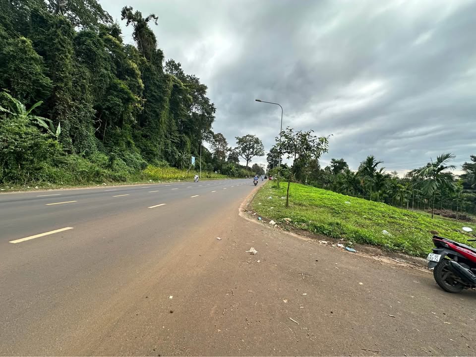 Đất mặt tiền Tỉnh Lộ 8, Cư M'gar 4 xào - Cơ hội đầu tư tuyệt vời!