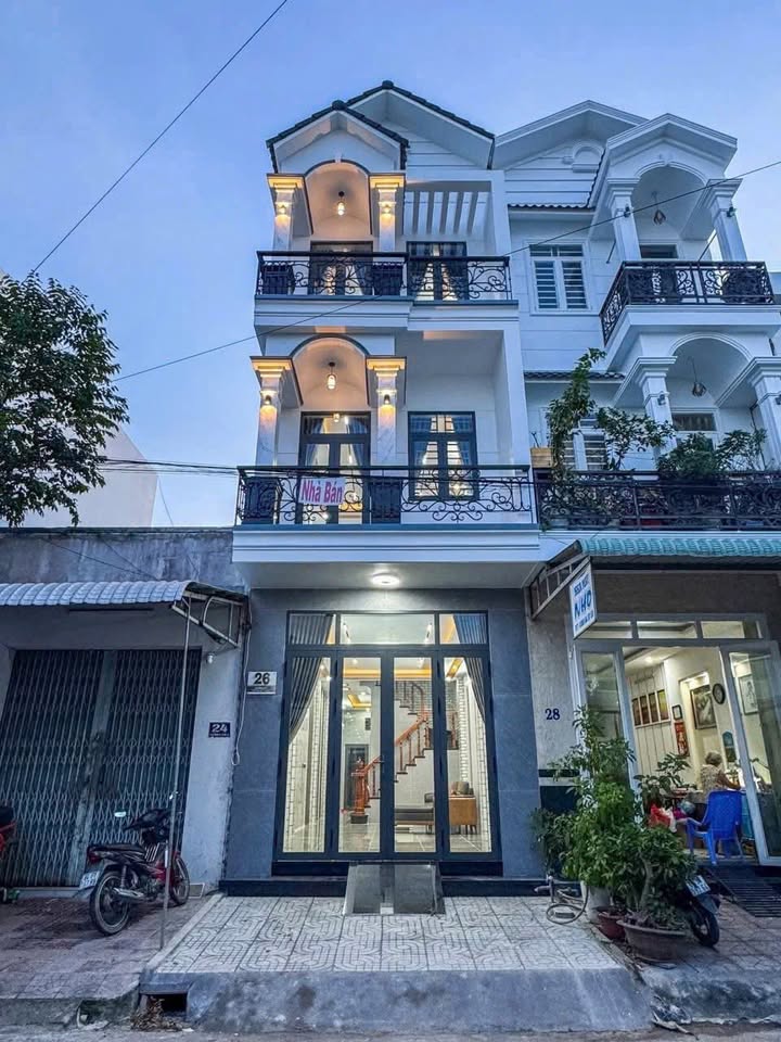 Nhà 1T2L tại khu dân cư Đại Học Y Dược - 64m² giá 6.3 tỷ - Nhà mới xây hoàn thiện!