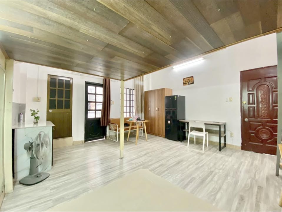 Căn hộ cho thuê Phan Xích Long Bình Thạnh 20m² giá chỉ 3.9 triệu - Giao ngay!