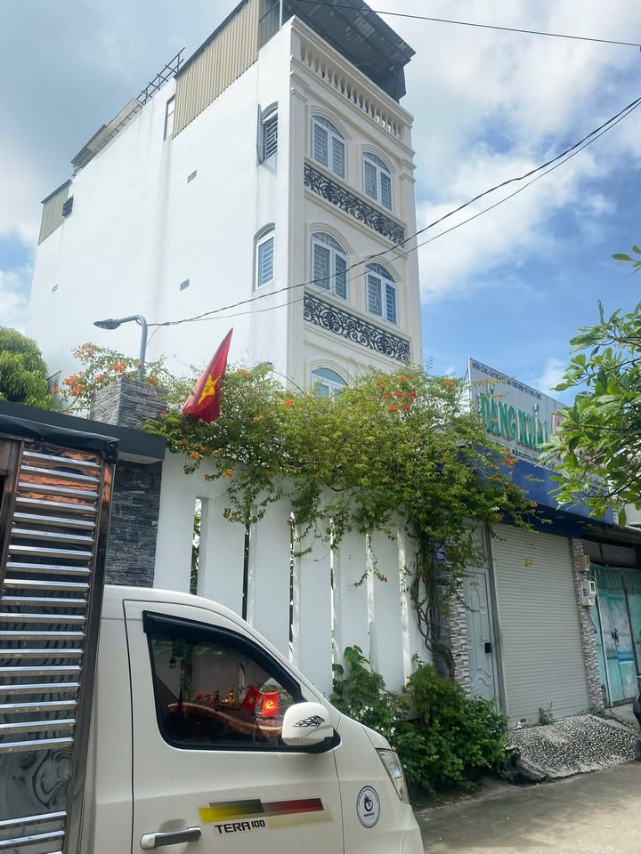 Căn hộ dịch vụ 5 tầng Thạnh Lộc 38, Quận 12 - Chỉ 6.5 tỷ, thu nhập 25 triệu/tháng!