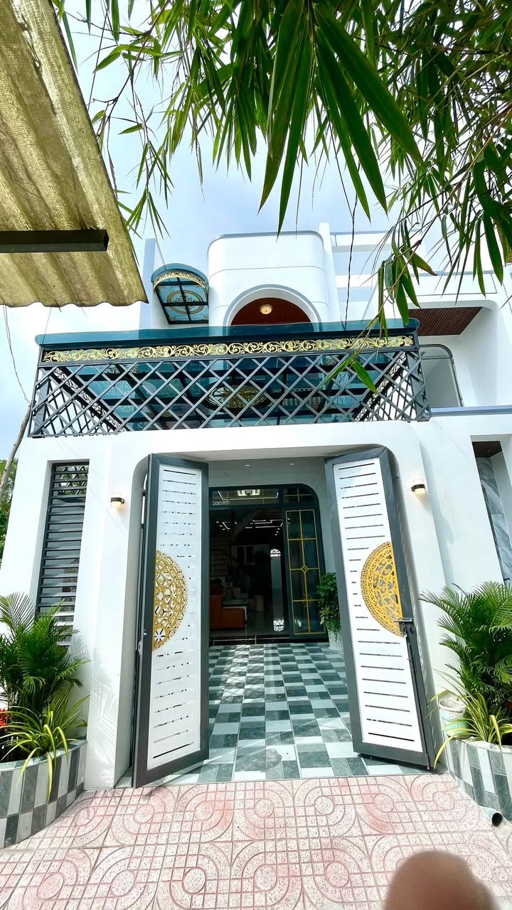 Nhà bán gấp Hưng Long 100m² giá 3.07 tỷ - Full nội thất cao cấp, vào ở ngay!