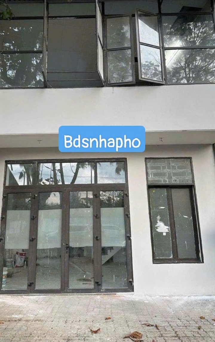 Nhà cho thuê kinh doanh tại Nguyễn Tất Thành, Hải Châu 56m² - Mặt bằng rộng, tiện lợi cho mọi mô hình!