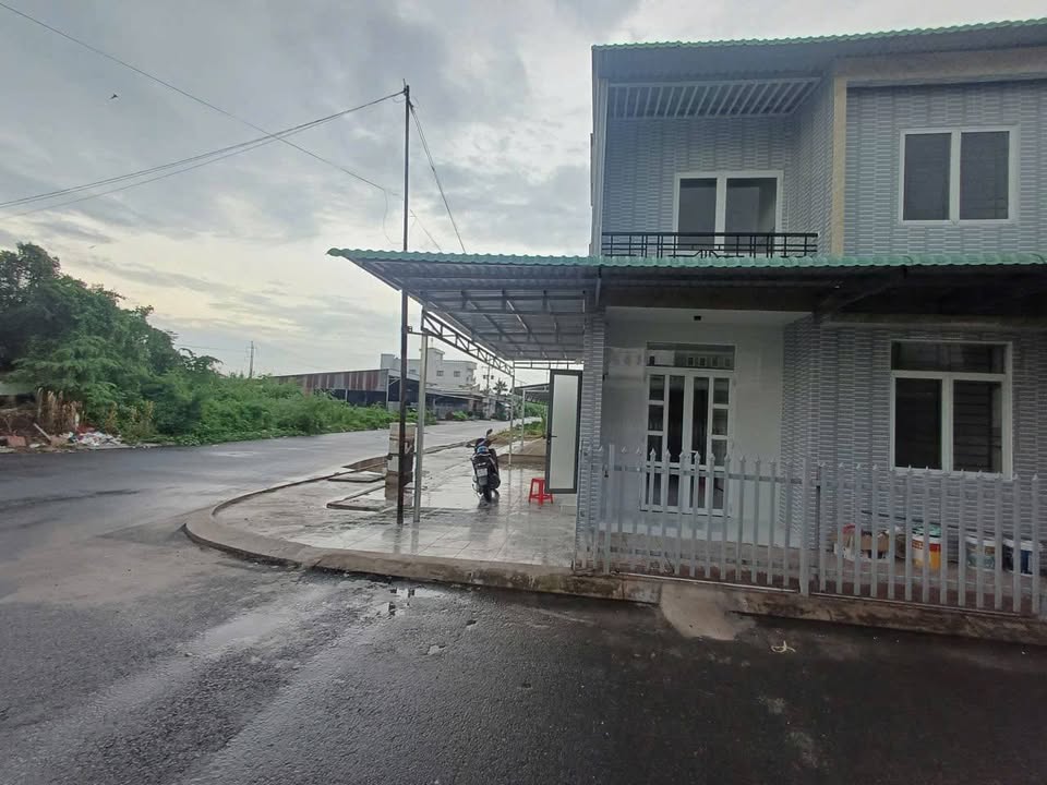 Bán nhà góc 2 mặt tiền Phường Mỹ Trà, 54m² giá 2.3 tỷ - Đầu tư sinh lời ngay!