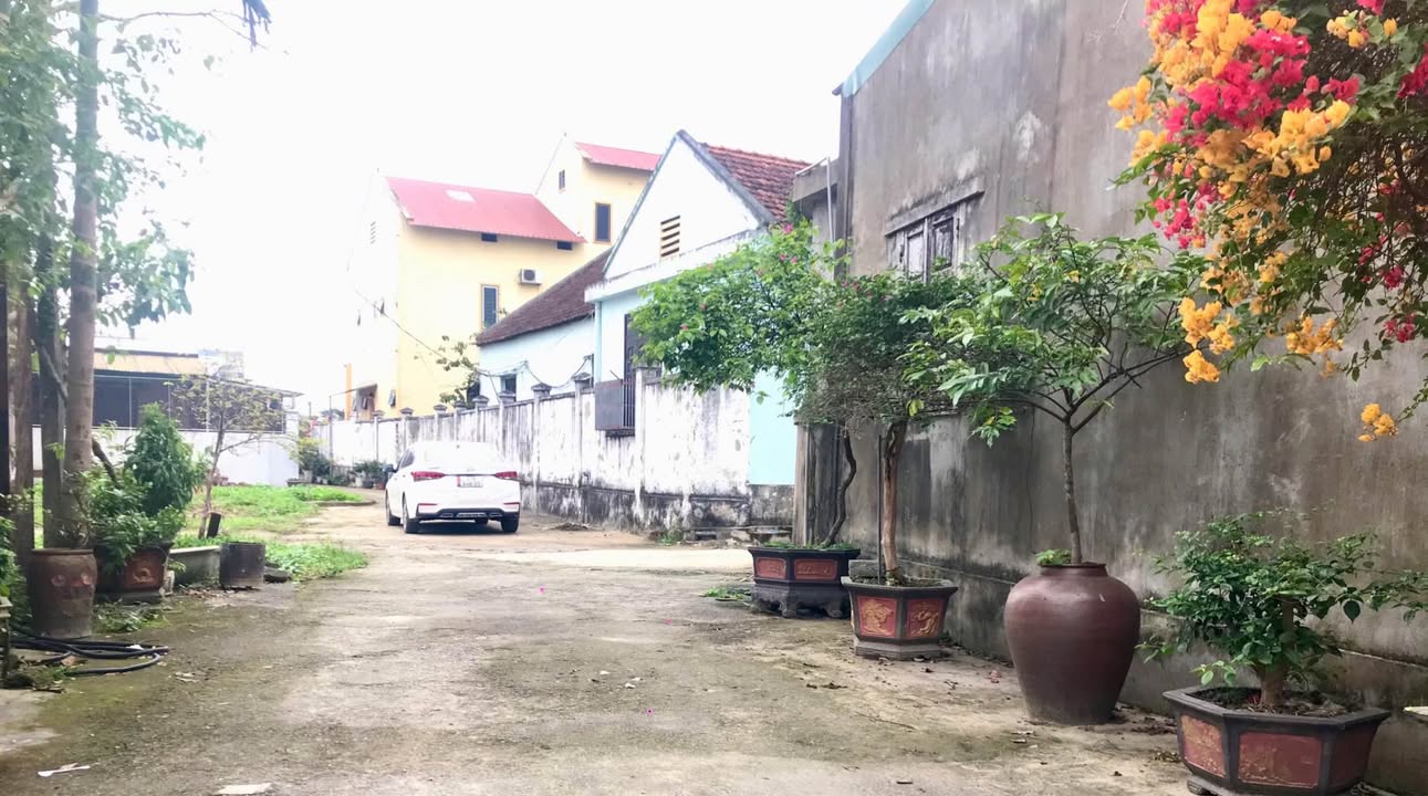 Đất Hưng Đông Vinh 84m² giá 2.7 tỷ - Vị trí giao thông thuận tiện!