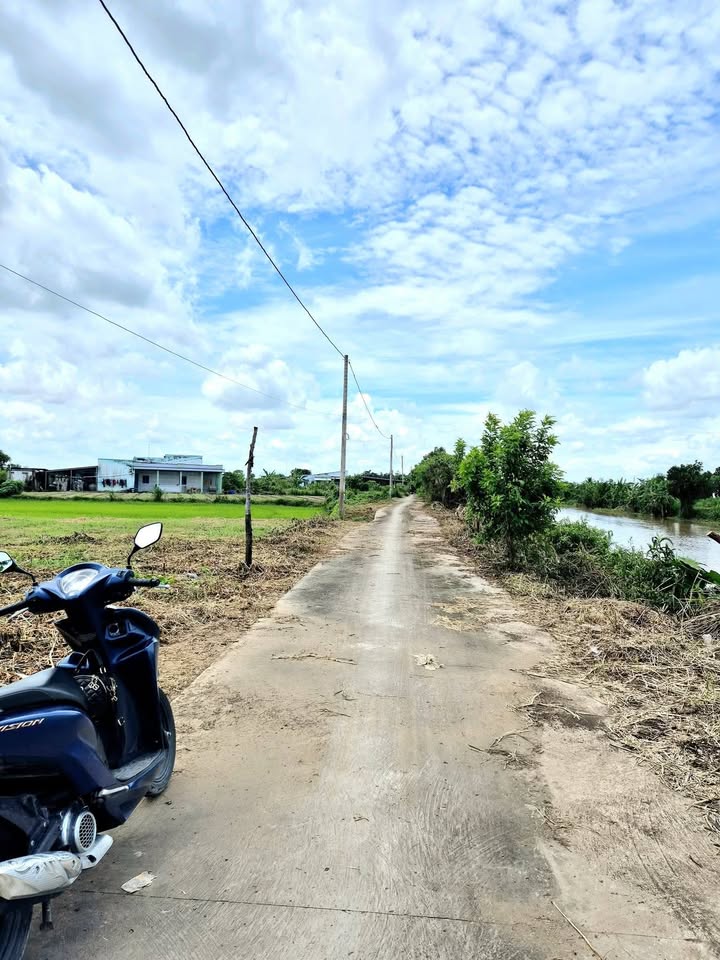 Đất nền Long Hòa, Gò Công 150m² giá 370 triệu - Đầu tư sinh lời ngay!