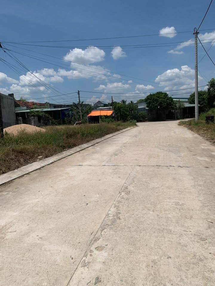 Đất nền Nhơn Bình, Quy Nhơn 90m² giá 2.5 tỷ - Khu vực kinh doanh sầm uất!