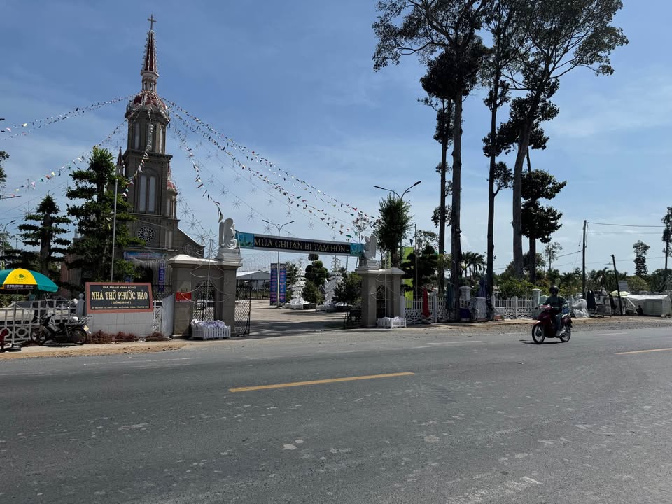 Đất 5 Công Mặt Tiền Bờ Kênh Quốc Lộ 53, Giá 100 Triệu - Cơ Hội Đầu Tư Hiếm Có!