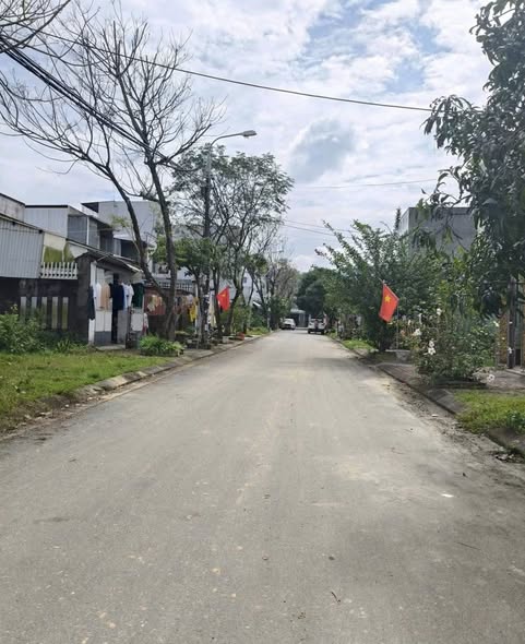 Bán đất mặt tiền đường Trà Na 2, Hòa Khánh, Đà Nẵng 100m² giá 3.25 tỷ - Cơ hội đầu tư tuyệt vời!