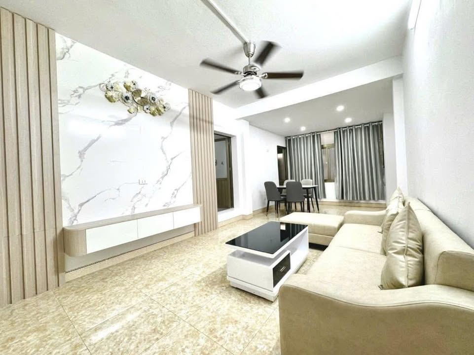 Căn hộ 60m² tại Phường Cống Vị - Ba Đình, giá 4 tỷ - Sổ đỏ chính chủ!