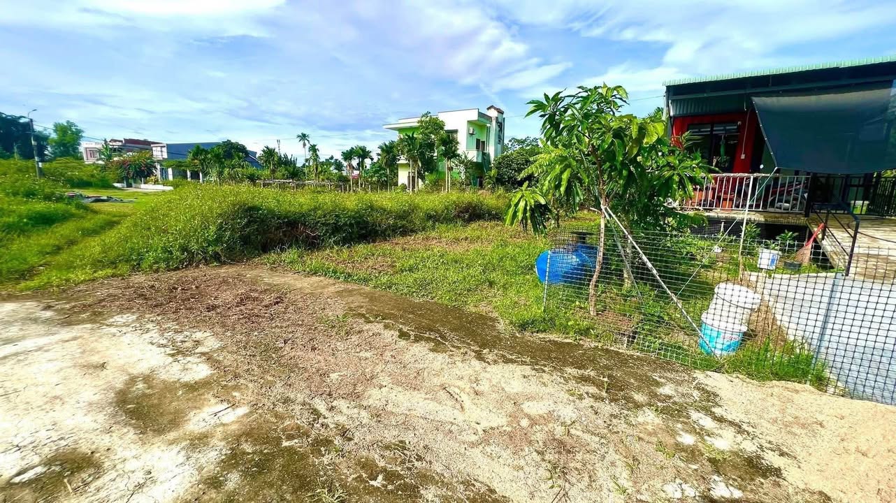 Đất nền Hòa Tiến Đà Nẵng 122m² - Sổ đỏ chính chủ, giá tốt