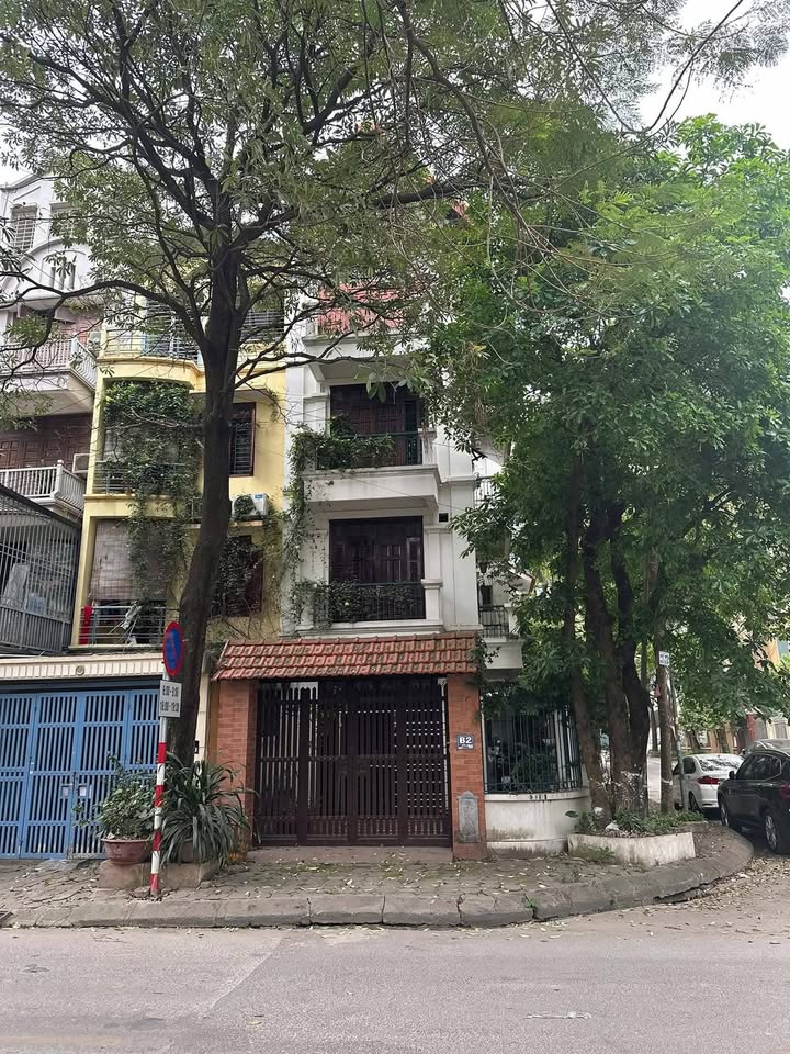 Bán gấp FrontHouse Ba Đình 68m² giá 23 tỷ - Lô góc, ô tô tránh, kinh doanh tuyệt vời!