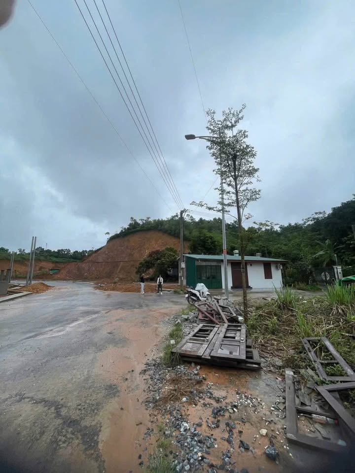 Đất nền tại Tổ 8, Thị trấn Yên Bình 113.7m² giá 1 tỷ - Đầu tư sinh lời ngay!