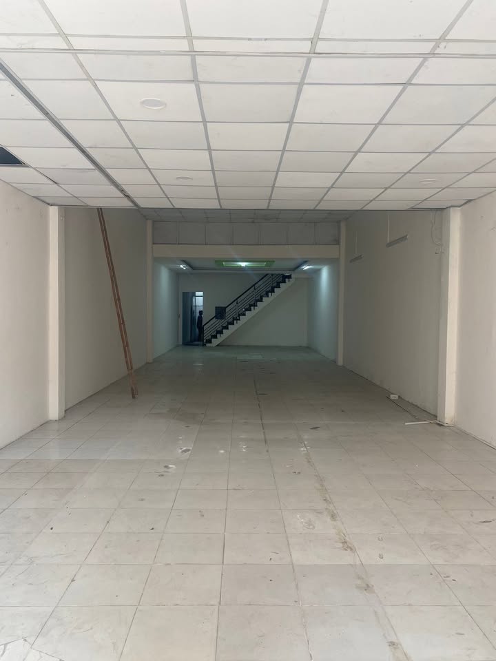 Cho thuê mặt tiền Liên ấp 234, Bình Chánh 5.5x38m - Không gian rộng rãi, thoáng mát!