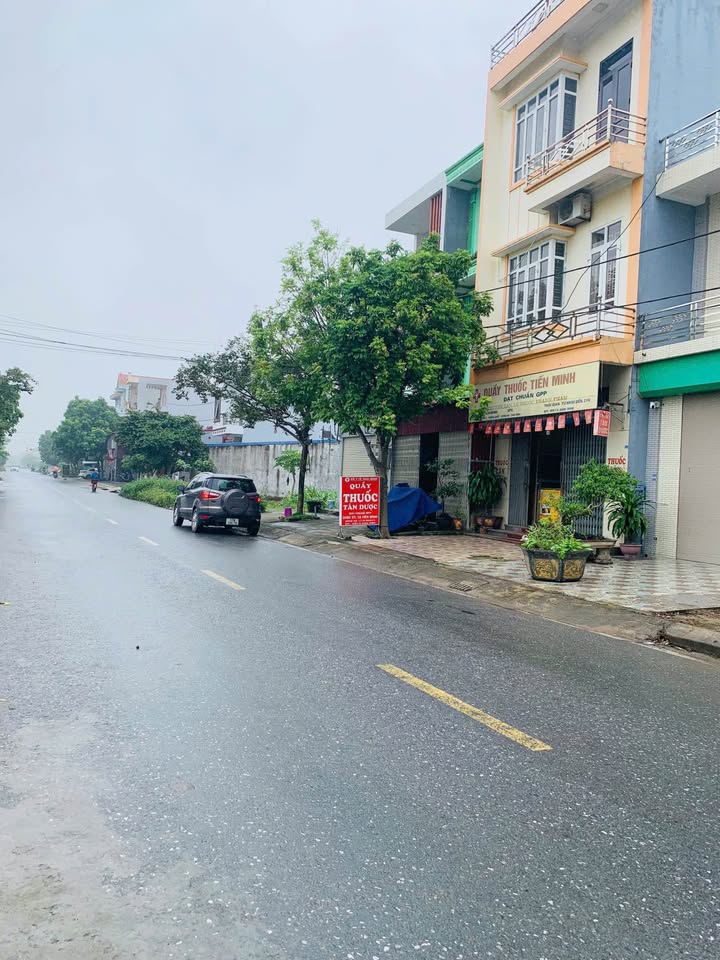 Nhà 3 tầng Đường Du Lịch Đa Phú Thống Nhất, Hưng Hà, Thái Bình - Vị trí đắc địa, giá thương lượng hấp dẫn!