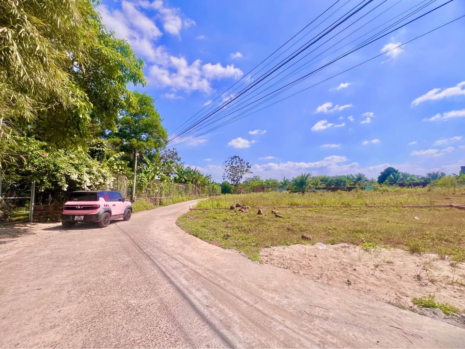 Đất thổ cư Bàu Trâm 200.6m² giá 950 triệu - Sổ đỏ chính chủ