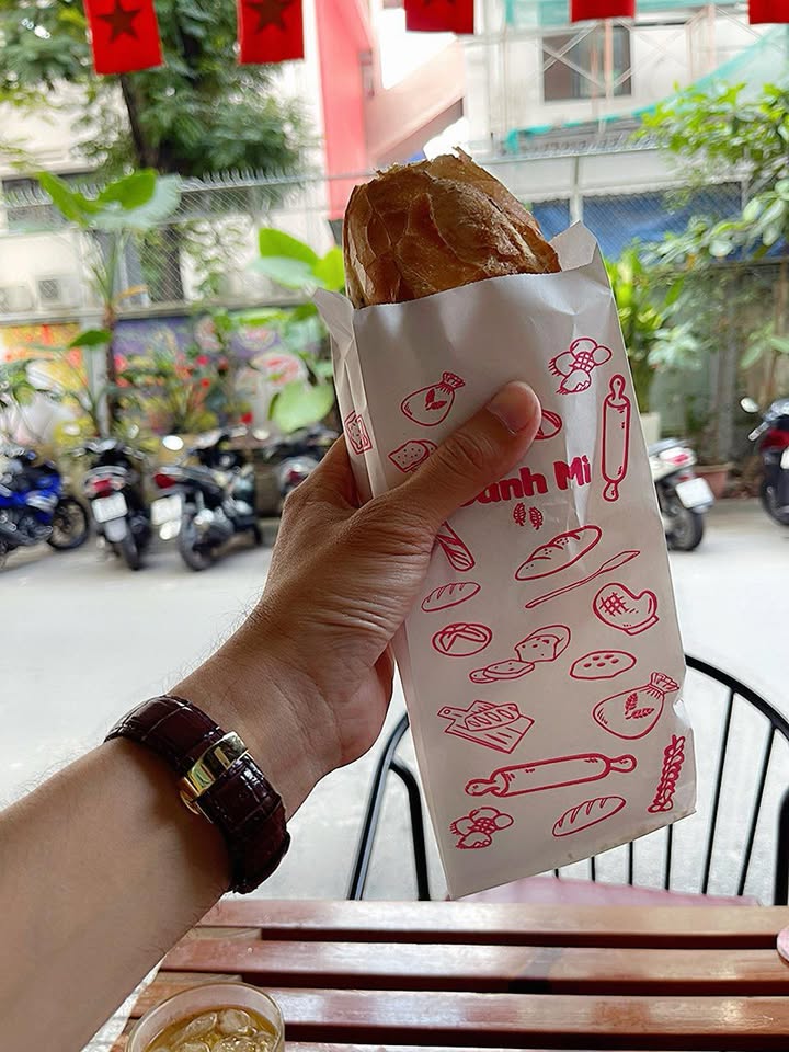 Nhà 3 tầng Phan Đình Phùng, 65m² giá 12.3 tỷ - Tiềm năng kinh doanh lớn!