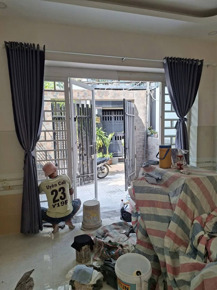 Nhà nguyên căn hẻm đường số Quận 7 diện tích 60m² giá chỉ 15 triệu/tháng - Thích hợp làm văn phòng!