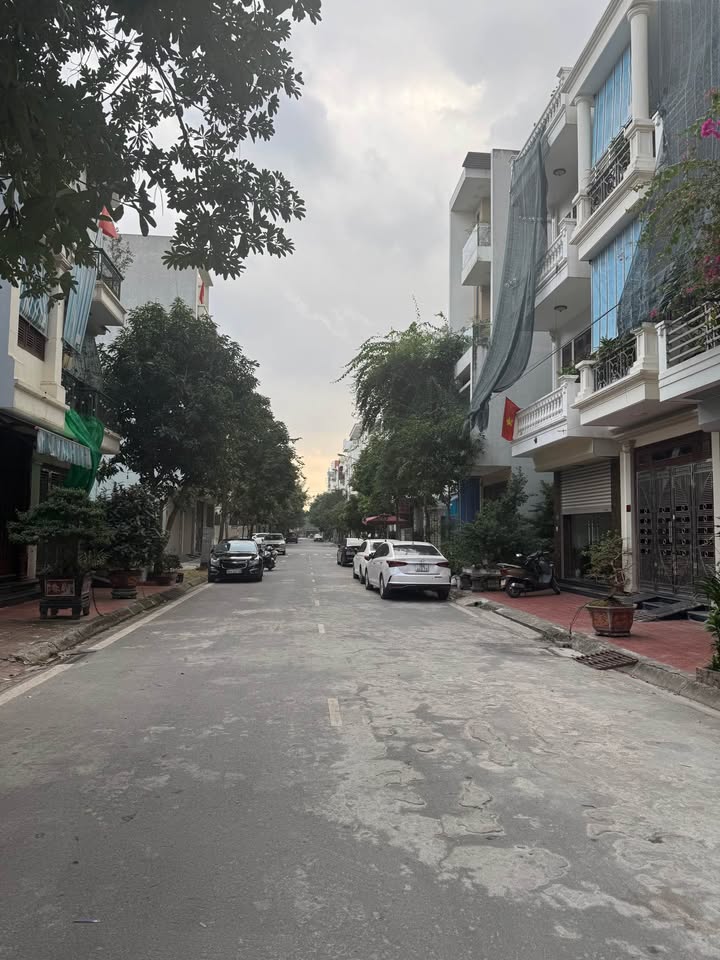 Đất nền Thống Nhất, Nam Định 72m² giá 4 tỷ - Mặt tiền đẹp, thuận lợi kinh doanh!